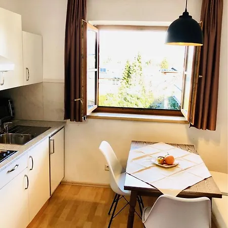 Hotel Sonnenhof - Bed&breakfast&appartements Innsbruck
