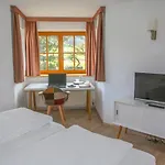 Hotel Sonnenhof - Bed & Breakfast & Appartements Hotel 3*