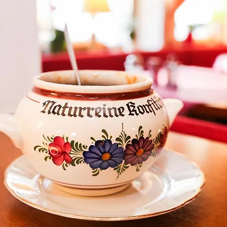 Hotel Sonnenhof - Bed & Breakfast & Appartements Hotell
