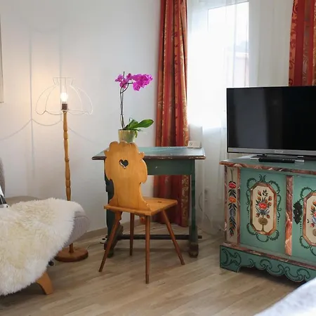 Hotel Sonnenhof - Bed & Breakfast & Appartements