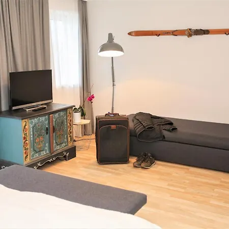 Hotel Sonnenhof - Bed & Breakfast & Appartements Hotell 3*