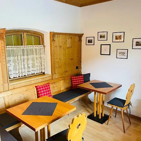 Hotel Sonnenhof - Bed & Breakfast & Appartements Otel 3*