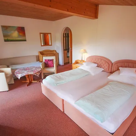 Otel Hotel Sonnenhof - Bed & Breakfast & Appartements 3*